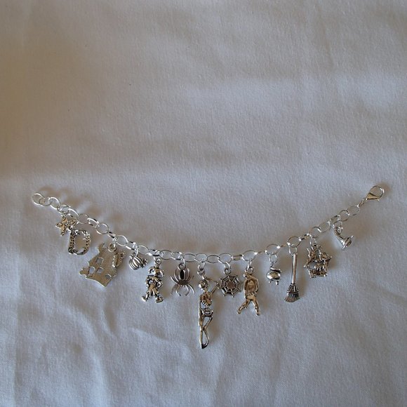 Halloween Theme 13 Charm Bracelet SP New Handcrafted + Organza Roses Gift Bag - Picture 2 of 14